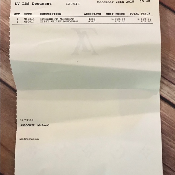 % Authentic Louis Vuitton Zippy Wallet - Picture 8 of 8